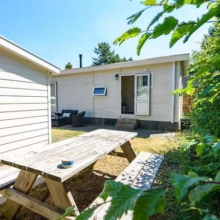 Chalet Gezellig Aan De Veluwse Bosrand